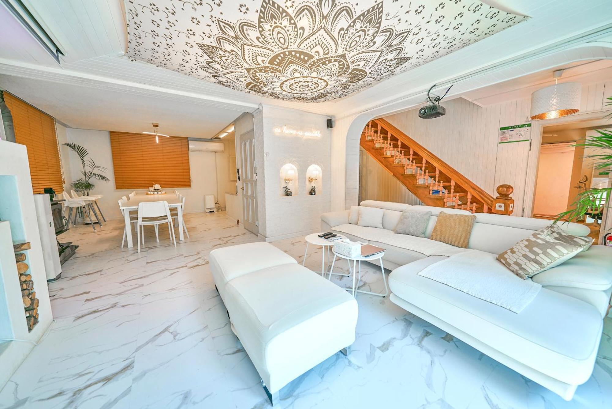 Sg Tailored Service Home Near Metro Сеул Экстерьер фото
